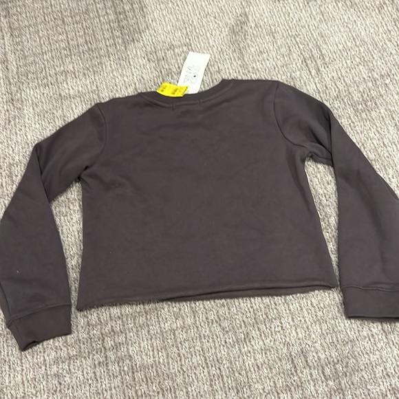 GIRLS KISS CROP - Picture 2 of 4